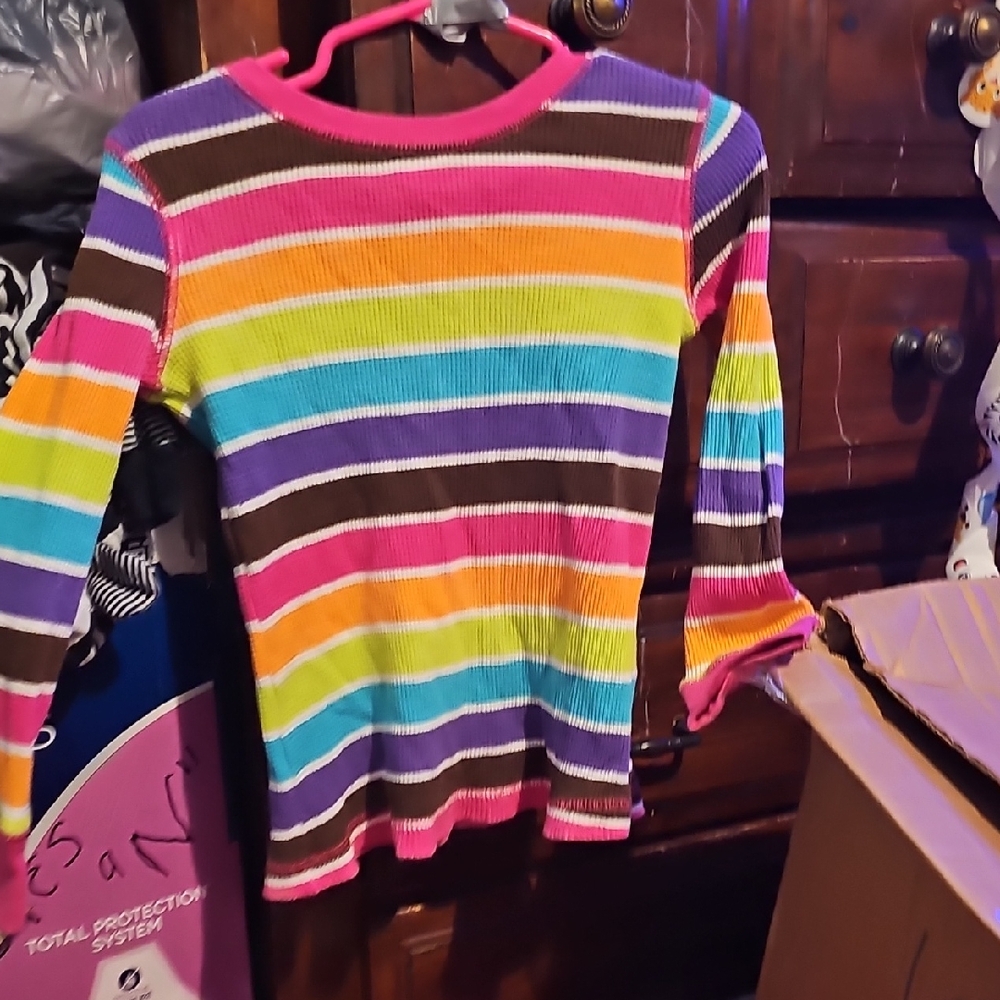 !!.               Girls 3T Colorful Striped Shirt